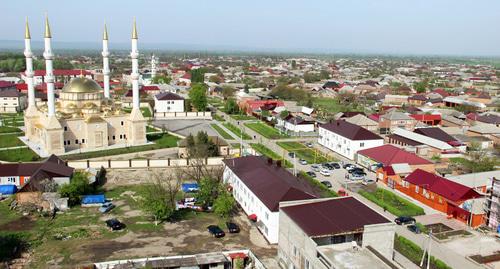 Вид на Ачхой-Мартановский район. Фото http://www.grozny-inform.ru/multimedia/photos/64244/?mob=1 Вид на Ачхой-Мартановский район. Фото http://www.grozny-inform.ru/multimedia/photos/64244/?mob=1