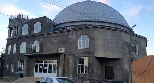 Мечеть "Тангъим" в Махачкале. Фото https://www.islamnews.ru/news-483966.html Мечеть "Тангъим" в Махачкале. Фото https://www.islamnews.ru/news-483966.html