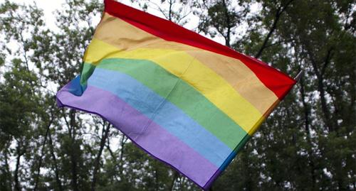 Флаг ЛГБТ-сообщества. Фото http://smi2.mirtesen.ru/blog/43944713353/Nad-posolstvom-SSHA-v-Estonii-budet-razvevatsya-LGBT-flag?page=1 Флаг ЛГБТ-сообщества. Фото http://smi2.mirtesen.ru/blog/43944713353/Nad-posolstvom-SSHA-v-Estonii-budet-razvevatsya-LGBT-flag?page=1