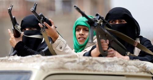 Женщины, воющие на стороне боевиков на территории, подконтрольной ИГ. Фото: KHALED ABDULLAH/REUTERS
Женщины, воющие на стороне боевиков на территории, подконтрольной ИГ. Фото: KHALED ABDULLAH/REUTERS