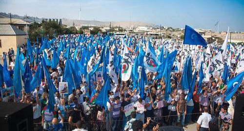 Митинг оппозиции в Баку. Август 2013 г. Фото Азиза Каримова для "Кавказского узла" Митинг оппозиции в Баку. Август 2013 г. Фото Азиза Каримова для "Кавказского узла"