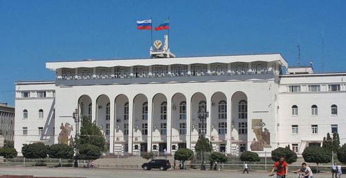 Парламент Дагестана. Фото Котомкина https://ru.wikipedia.org Парламент Дагестана. Фото Котомкина https://ru.wikipedia.org