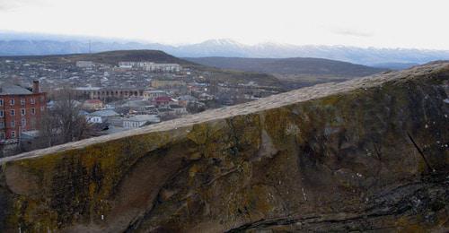 Буйнакск, Дагестан. Фото: Эльдар Расулов http://www.odnoselchane.ru/ Буйнакск, Дагестан. Фото: Эльдар Расулов http://www.odnoselchane.ru/
