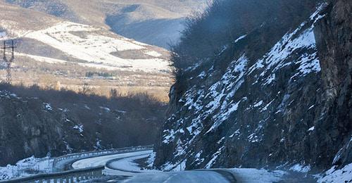 Транскавказская автомагистраль. Фото: © Sputnik / Наталья Айриян http://sputnik-ossetia.ru/news/20180101/5587205.html Транскавказская автомагистраль. Фото: © Sputnik / Наталья Айриян http://sputnik-ossetia.ru/news/20180101/5587205.html