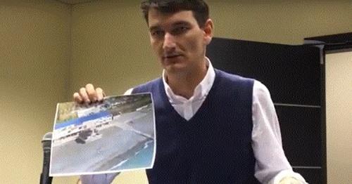Александр Валов на процессе по иску депутата Госдумы Юрия Напсо в Краснодарском краевом суде, 8 декабря 2017. Фото Светлана Кравченко для "Кавказского узла". Александр Валов на процессе по иску депутата Госдумы Юрия Напсо в Краснодарском краевом суде, 8 декабря 2017. Фото Светлана Кравченко для "Кавказского узла".