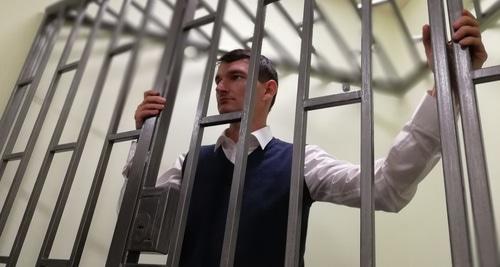Александр Валов в суде. Сочи, 21 января 2018 год. Фото Светланы Кравченко для "Кавказского узла"
Александр Валов в суде. Сочи, 21 января 2018 год. Фото Светланы Кравченко для "Кавказского узла"