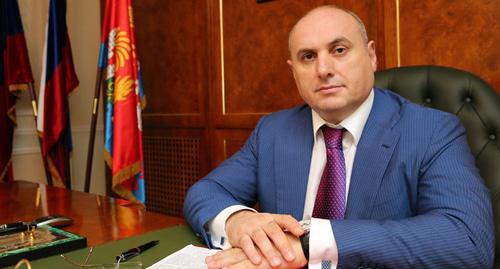 Мусаев Муса Асхабалиевич. Фото https://www.mkala.ru/authorities/administration/struktura/struktura_823.html Мусаев Муса Асхабалиевич. Фото https://www.mkala.ru/authorities/administration/struktura/struktura_823.html