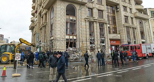 Последствия взрыва газа в Баку. 27 января 2018 года. Фото Murad Orujov. https://ru.sputnik.az/incidents/20180127/413786454/vzriv-baku-pogibshiye.html Последствия взрыва газа в Баку. 27 января 2018 года. Фото Murad Orujov. https://ru.sputnik.az/incidents/20180127/413786454/vzriv-baku-pogibshiye.html