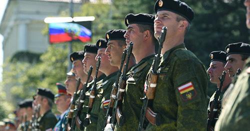 Военнослужащие армии Южной Осетии. Фото: Sputnik/Ада Багиан Военнослужащие армии Южной Осетии. Фото: Sputnik/Ада Багиан