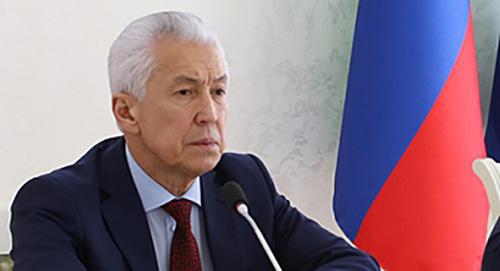 Владимир Васильев. Фото http://president.e-dag.ru/novosti/v-centre-vnimaniya/obsuzhdeny-voprosy-sovershenstvovaniya-podgotovki-i-provedeniya-ege-v-respublike-dagestan Владимир Васильев. Фото http://president.e-dag.ru/novosti/v-centre-vnimaniya/obsuzhdeny-voprosy-sovershenstvovaniya-podgotovki-i-provedeniya-ege-v-respublike-dagestan