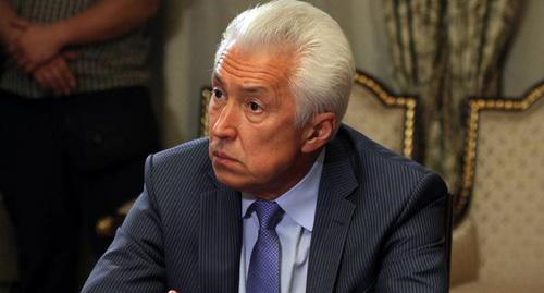 Владимир Васильев. Фото http://er.ru/photo/2013/8/22/vstrecha_dmitriya_medvedeva_s_rukovodstvom_partii/ Владимир Васильев. Фото http://er.ru/photo/2013/8/22/vstrecha_dmitriya_medvedeva_s_rukovodstvom_partii/