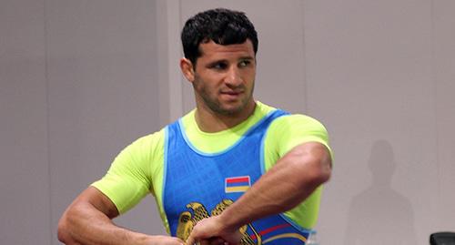 Армянский борец Маким Манукян. Фото Sputnik/ Ani Mejlumyan https://ru.armeniasputnik.am/sport/20180225/10693661/srazu-chetyre-armyanskih-borca-zavoevali-bronzu-na-mezhdunarodnom-turnire.html Армянский борец Маким Манукян. Фото Sputnik/ Ani Mejlumyan https://ru.armeniasputnik.am/sport/20180225/10693661/srazu-chetyre-armyanskih-borca-zavoevali-bronzu-na-mezhdunarodnom-turnire.html