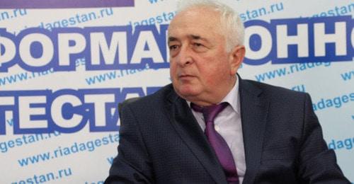 Ибрагим Казибеков. Кадр из видео пользователя РИА Дагестан
https://www.youtube.com/watch?v=HOU7PO8sBjk Ибрагим Казибеков. Кадр из видео пользователя РИА Дагестан
https://www.youtube.com/watch?v=HOU7PO8sBjk