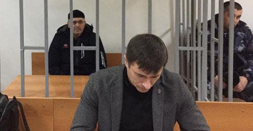 Оюб Титиев в зале суда. Фото корреспондента "Кавказского узла" Оюб Титиев в зале суда. Фото корреспондента "Кавказского узла"
