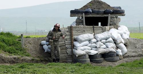На линии соприкосновения в Нагорном Карабахе. Фото: REUTERS/Staff На линии соприкосновения в Нагорном Карабахе. Фото: REUTERS/Staff