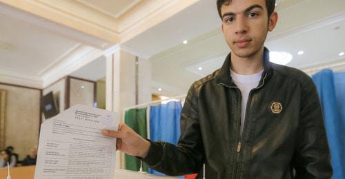 На одном из избирательных участков в Баку. 11 апреля 2018 года. Фото Азиза Каримова для "Кавказского узла" На одном из избирательных участков в Баку. 11 апреля 2018 года. Фото Азиза Каримова для "Кавказского узла"
