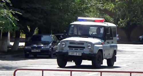 Полицейская машина. Фото http://www.police.am/news/view/%D5%B4%D5%AB%D5%BB%D5%A1%D5%A4%D5%A5%D5%BA27042018.html Полицейская машина. Фото http://www.police.am/news/view/%D5%B4%D5%AB%D5%BB%D5%A1%D5%A4%D5%A5%D5%BA27042018.html