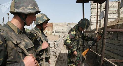 Солдаты армии НКР. Фото Ильи Питалева
https://ru.armeniasputnik.am/karabah/20180410/11361722/karabakh-armiya-oborona-proisestviya.html Солдаты армии НКР. Фото Ильи Питалева
https://ru.armeniasputnik.am/karabah/20180410/11361722/karabakh-armiya-oborona-proisestviya.html