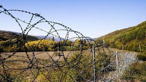 Граница с Южной Осетией в Грузии. Фото Sputnik / Наталья Айриян
https://sputnik-ossetia.ru/South_Ossetia/20180505/6325992.html Граница с Южной Осетией в Грузии. Фото Sputnik / Наталья Айриян
https://sputnik-ossetia.ru/South_Ossetia/20180505/6325992.html