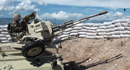 Азербайджанский военный на позиции. Кадр репортажа Минобороны Азербайджана о занятой высоте близ села Гюннют https://mod.gov.az/az/video-arxiv-047/?vid=23096 Азербайджанский военный на позиции. Кадр репортажа Минобороны Азербайджана о занятой высоте близ села Гюннют https://mod.gov.az/az/video-arxiv-047/?vid=23096