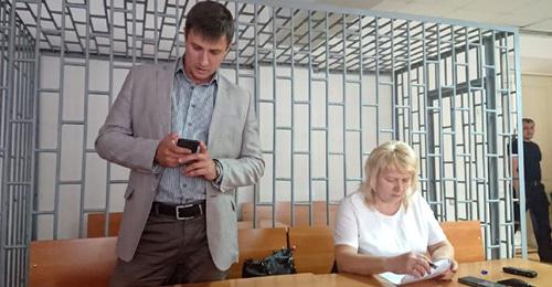 Адвокаты Пётр Заикин и Марина Дубровина. Фото: пресс-служба ПЦ "Мемориал" Адвокаты Пётр Заикин и Марина Дубровина. Фото: пресс-служба ПЦ "Мемориал"