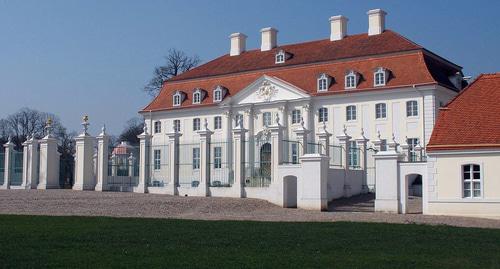 Дворец Мезеберг в Германии. Фото Дворец Мезеберг https://ru.wikipedia.org/wiki/Дворец_Мезеберг Дворец Мезеберг в Германии. Фото Дворец Мезеберг https://ru.wikipedia.org/wiki/Дворец_Мезеберг