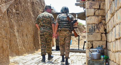 Военнослужащие армянской армии на боевой позиции. Фото Sputnik / Aram Nersesyan
https://ru.armeniasputnik.am/karabah/20180901/14193056/popytka-diversii-v-karabakh-azerbajdzhanskih-voennyh-spaslo-tolko-blagorazumie.html Военнослужащие армянской армии на боевой позиции. Фото Sputnik / Aram Nersesyan
https://ru.armeniasputnik.am/karabah/20180901/14193056/popytka-diversii-v-karabakh-azerbajdzhanskih-voennyh-spaslo-tolko-blagorazumie.html