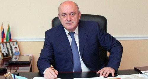Раджаб Абдулатипов. Фото http://dagestananticorruption.ru/2018/05/10/абдулатипов-раджаб-гаджимурадович/ Раджаб Абдулатипов. Фото http://dagestananticorruption.ru/2018/05/10/абдулатипов-раджаб-гаджимурадович/