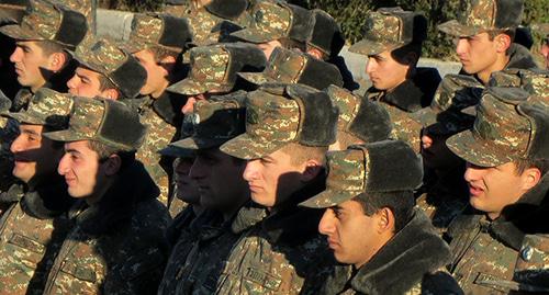 Военнослужащие в одной из воинских частей Нагорного Карабаха. Фото Алвард Григорян для "Кавказского узла" Военнослужащие в одной из воинских частей Нагорного Карабаха. Фото Алвард Григорян для "Кавказского узла"