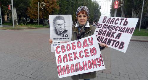 Галина Тихенко на пикете в Волгограде. Фото Татьяна Филимонова для "Кавказского узла". Галина Тихенко на пикете в Волгограде. Фото Татьяна Филимонова для "Кавказского узла".