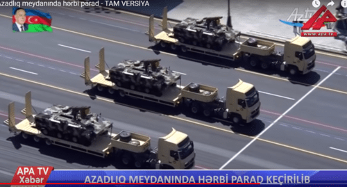 СПРК "Хризантема". Скриншот с трансляции парада в Баку СПРК "Хризантема". Скриншот с трансляции парада в Баку