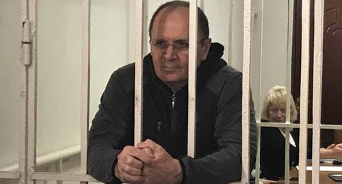 Оюб Титиев. Фото: Пресс-служба ПЦ "Мемориал" Оюб Титиев. Фото: Пресс-служба ПЦ "Мемориал"
