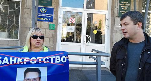 Марина Тесленко и Роман Качалов. Волгоград, 16 октября 2018 г. Фото Татьяны Филимоновой для "Кавказского узла" Марина Тесленко и Роман Качалов. Волгоград, 16 октября 2018 г. Фото Татьяны Филимоновой для "Кавказского узла"