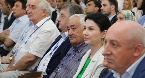 Зрители во время торжественной церемонии, посвященной конкурсу управленцев «Мой Дагестан». 30 августа 2018 г. Фото: официальный сайт Главы Республики Дагестан http://president.e-dag.ru Зрители во время торжественной церемонии, посвященной конкурсу управленцев «Мой Дагестан». 30 августа 2018 г. Фото: официальный сайт Главы Республики Дагестан http://president.e-dag.ru