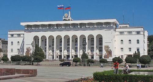 Парламент Дагестана. Фото: Котомкина https://ru.wikipedia.org Парламент Дагестана. Фото: Котомкина https://ru.wikipedia.org