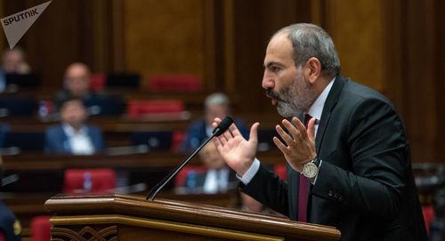 Никол Пашинян на внеочередном собрании парламента Армении 24.10.2018 Фото Sputnik / Asatur Yesayants
https://ru.armeniasputnik.am/politics/20181025/15308557/gromkoe-delo-o-korrupcii-na-kogo-namekal-pashinyan.html Никол Пашинян на внеочередном собрании парламента Армении 24.10.2018 Фото Sputnik / Asatur Yesayants
https://ru.armeniasputnik.am/politics/20181025/15308557/gromkoe-delo-o-korrupcii-na-kogo-namekal-pashinyan.html