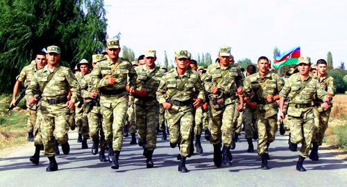 Марш-бросок в азербайджанской армии. Фото https://mod.gov.az/ru/foto-arhiv-045/ Марш-бросок в азербайджанской армии. Фото https://mod.gov.az/ru/foto-arhiv-045/