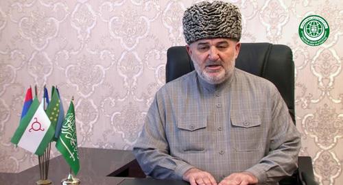 Иса Хамхоев. Фото Духовный центр мусульман РИ http://funtvkids.com/videokids-Обращение-муфтия-Исы-хаджи-Хамхоева-quot-Первый-день-священного-месяца-Рамадан-приходится-на-17-мая-quot-_fLO_WgNqss8U.html Иса Хамхоев. Фото Духовный центр мусульман РИ http://funtvkids.com/videokids-Обращение-муфтия-Исы-хаджи-Хамхоева-quot-Первый-день-священного-месяца-Рамадан-приходится-на-17-мая-quot-_fLO_WgNqss8U.html