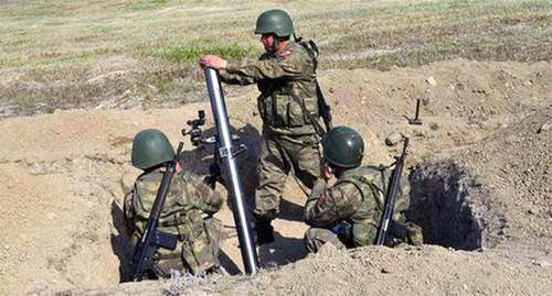 Военные учения в армии Азербайджана. Фото пресс-службы Минобороны Азербайджана. http://mod.gov.az/ru/foto-arhiv-045/?gid=18455 Военные учения в армии Азербайджана. Фото пресс-службы Минобороны Азербайджана. http://mod.gov.az/ru/foto-arhiv-045/?gid=18455