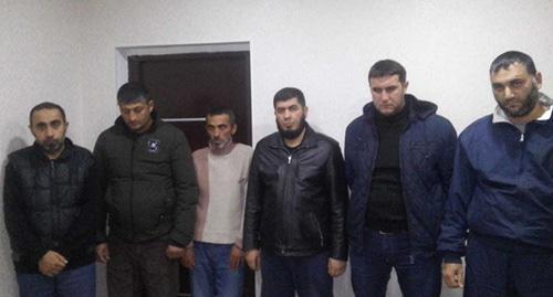 Задержанные по подозрению в избиении Солтанова жители Шабранского района. Фото: Пресс-служба МВД АР https://ru.sputnik.az/incidents/20181112/417859252/izgnanie-djavol-ubijstvo-shabran.html Задержанные по подозрению в избиении Солтанова жители Шабранского района. Фото: Пресс-служба МВД АР https://ru.sputnik.az/incidents/20181112/417859252/izgnanie-djavol-ubijstvo-shabran.html