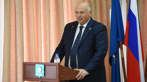 Радик Ленартович Харисов. Фото http://duma-astrakhan.ru/izbran-novyj-glava-administracii-astraxani/
Радик Ленартович Харисов. Фото http://duma-astrakhan.ru/izbran-novyj-glava-administracii-astraxani/