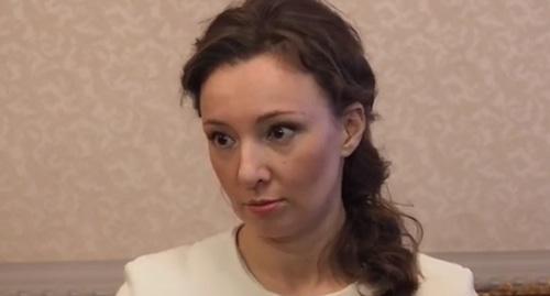 Анна Кузнецова. Кадр из видео "Кузнецова: женское обрезание недопустимо, если врачи считают его вредным для здоровья" https://www.youtube.com/watch?v=2Qary-VQyP8 Анна Кузнецова. Кадр из видео "Кузнецова: женское обрезание недопустимо, если врачи считают его вредным для здоровья" https://www.youtube.com/watch?v=2Qary-VQyP8
