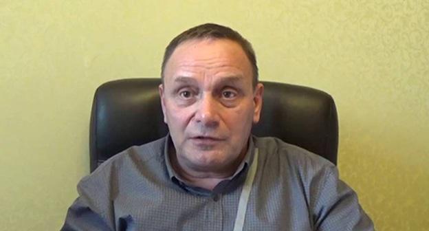 Михаил Трепашкин. Кадр из видео пользователя Центр по противодействию фабрикации https://www.youtube.com/watch?v=g7ewumx37T4
Михаил Трепашкин. Кадр из видео пользователя Центр по противодействию фабрикации https://www.youtube.com/watch?v=g7ewumx37T4