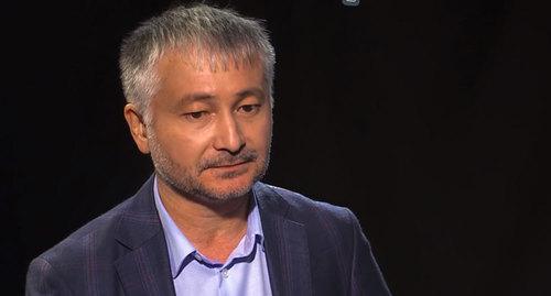 сотрудник Центра проблем Кавказа и региональной безопасности МГИМО Ахмет Ярлыкапов. Фото кадр видео Алиф ТВ
https://www.youtube.com/watch?v=ZexCTM8UCTk сотрудник Центра проблем Кавказа и региональной безопасности МГИМО Ахмет Ярлыкапов. Фото кадр видео Алиф ТВ
https://www.youtube.com/watch?v=ZexCTM8UCTk