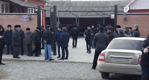 Похороны Муслима Хашагульгова. Назрань, 13 декабря 2018 г. Фото Умара Йовлоя для "Кавказского узла" Похороны Муслима Хашагульгова. Назрань, 13 декабря 2018 г. Фото Умара Йовлоя для "Кавказского узла"