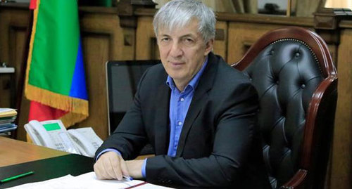 Глава Дербента Хизри Абакаров. Фото http://www.derbent.ru/about/glava/ Глава Дербента Хизри Абакаров. Фото http://www.derbent.ru/about/glava/