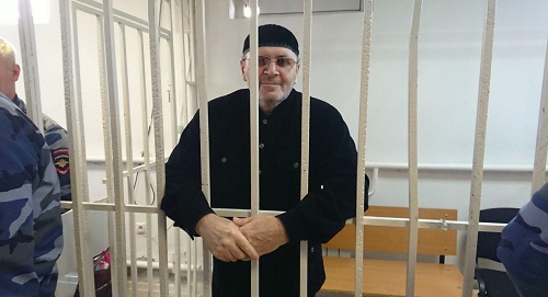 Оюб Титиев в суде. Фото Патимат Махмудовой для "Кавказского узла".
Оюб Титиев в суде. Фото Патимат Махмудовой для "Кавказского узла".