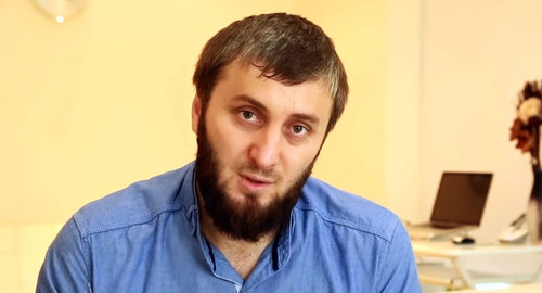 Проповедник из Дагестана Абу Умар Саситлинский в Сирии. Фото кадр видео UmaraskhabM
https://www.youtube.com/watch?v=BI8unxcXw3Q Проповедник из Дагестана Абу Умар Саситлинский в Сирии. Фото кадр видео UmaraskhabM
https://www.youtube.com/watch?v=BI8unxcXw3Q