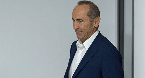 Роберт Кочарян. Фото © Sputnik / Asatur Yesayants https://ru.armeniasputnik.am/politics/20180831/14160625/robert-kocharyan-primet-uchastie-v-parlamentskih-vyborah.html Роберт Кочарян. Фото © Sputnik / Asatur Yesayants https://ru.armeniasputnik.am/politics/20180831/14160625/robert-kocharyan-primet-uchastie-v-parlamentskih-vyborah.html