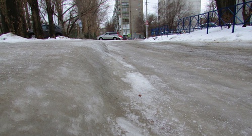 Гололедица на дорогах Волгограда. 12.01.2019 г. Фото Вячеслава Ященко для "Кавказского узла" Гололедица на дорогах Волгограда. 12.01.2019 г. Фото Вячеслава Ященко для "Кавказского узла"